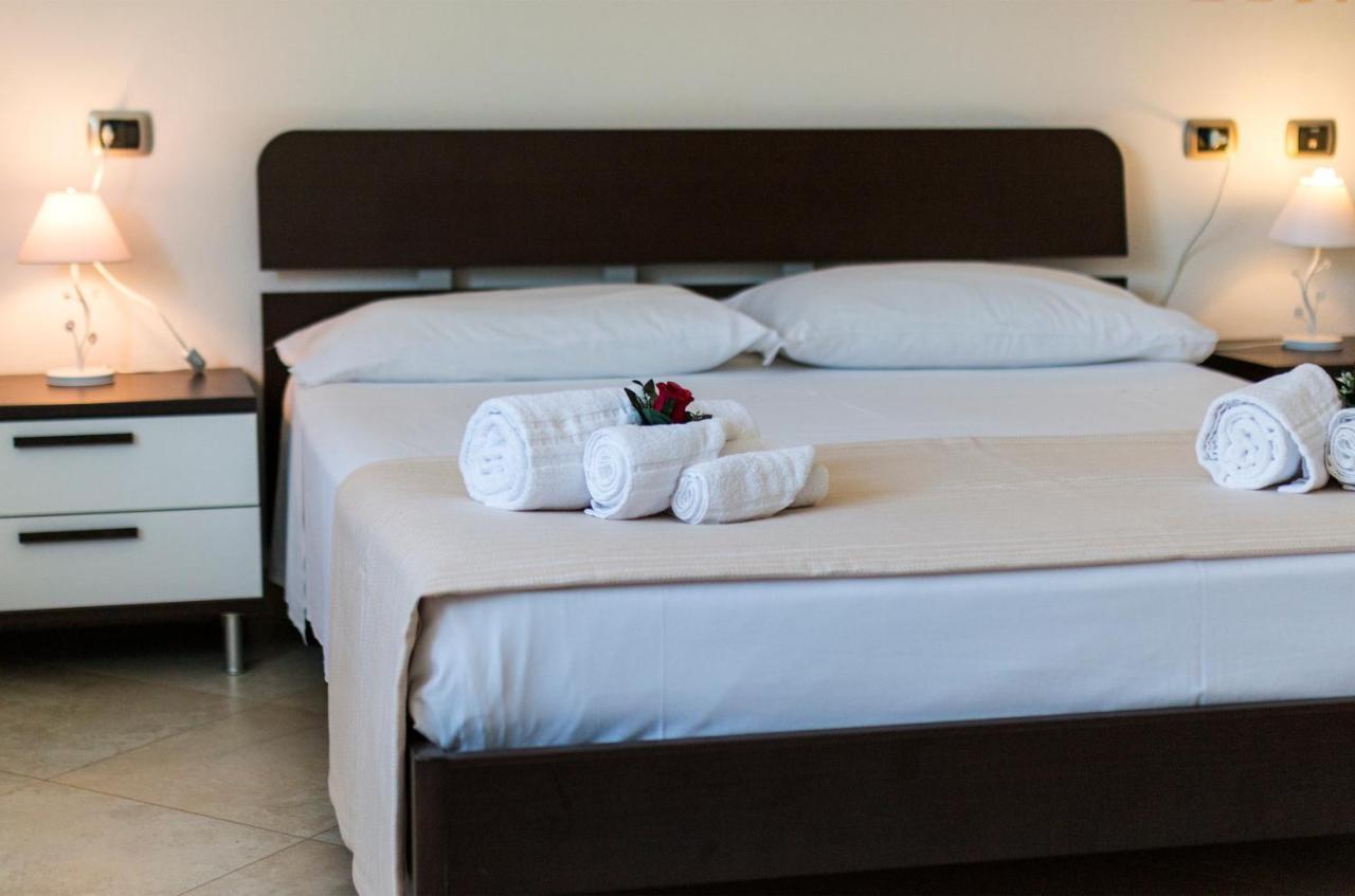 Royal Suite Apartment Кала Гононе Екстериор снимка