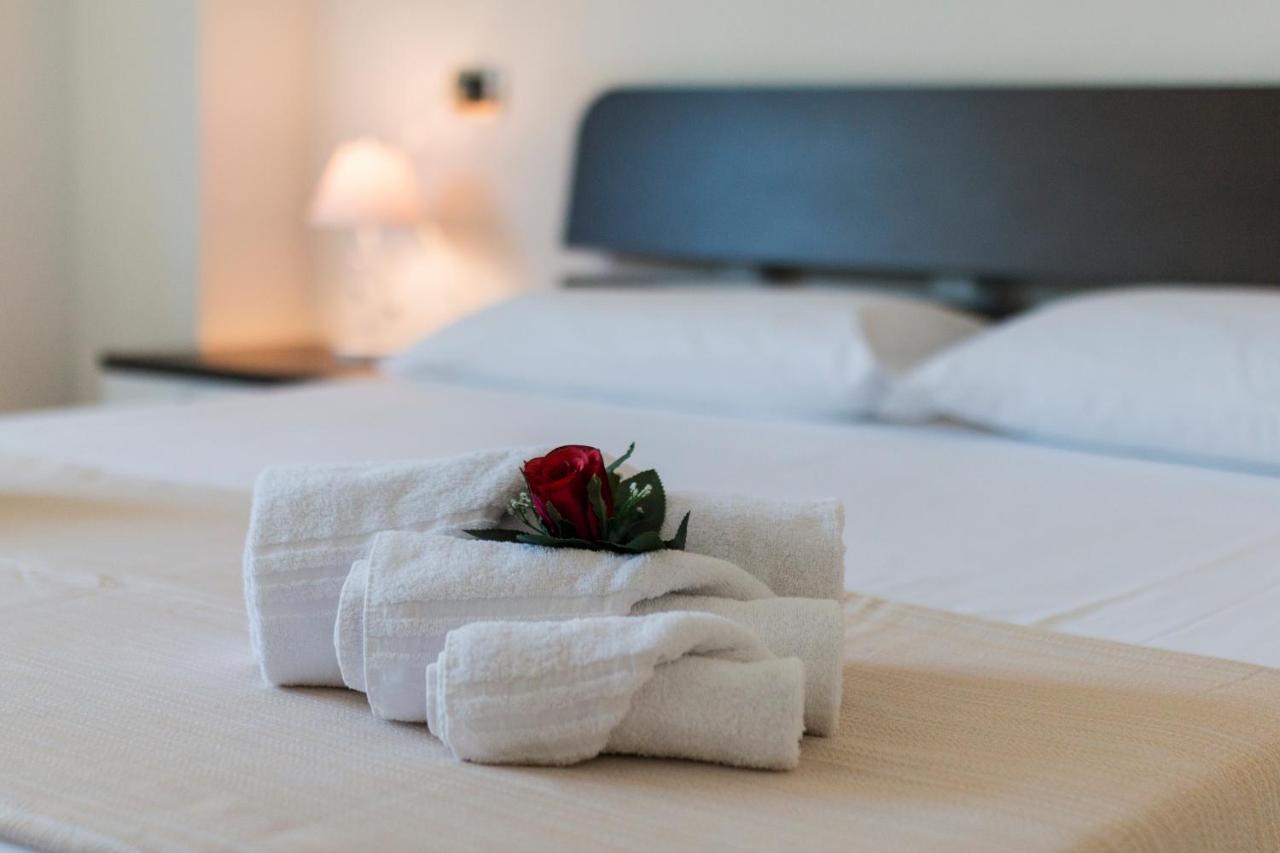Royal Suite Apartment Кала Гононе Екстериор снимка