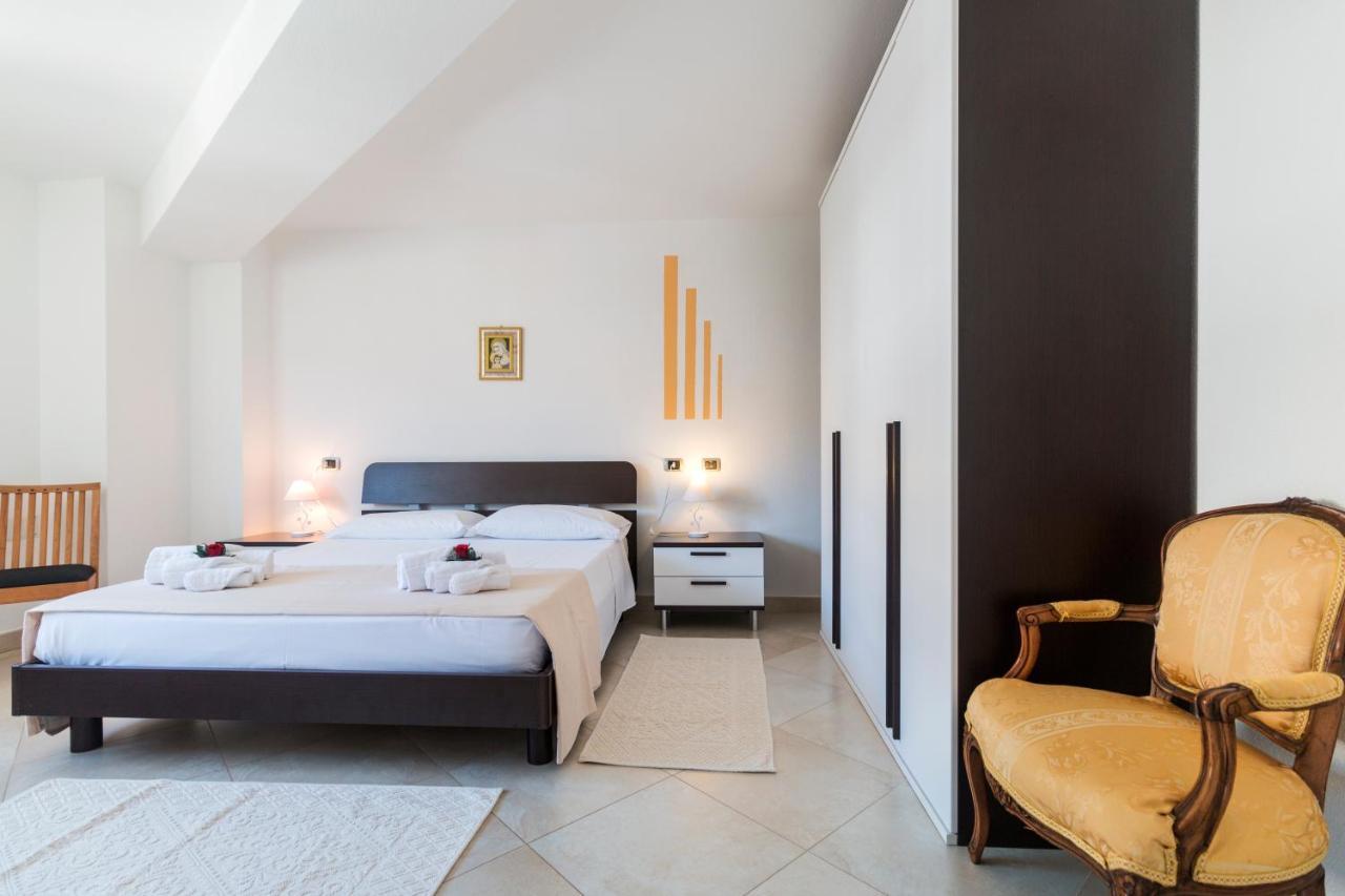 Royal Suite Apartment Кала Гононе Екстериор снимка