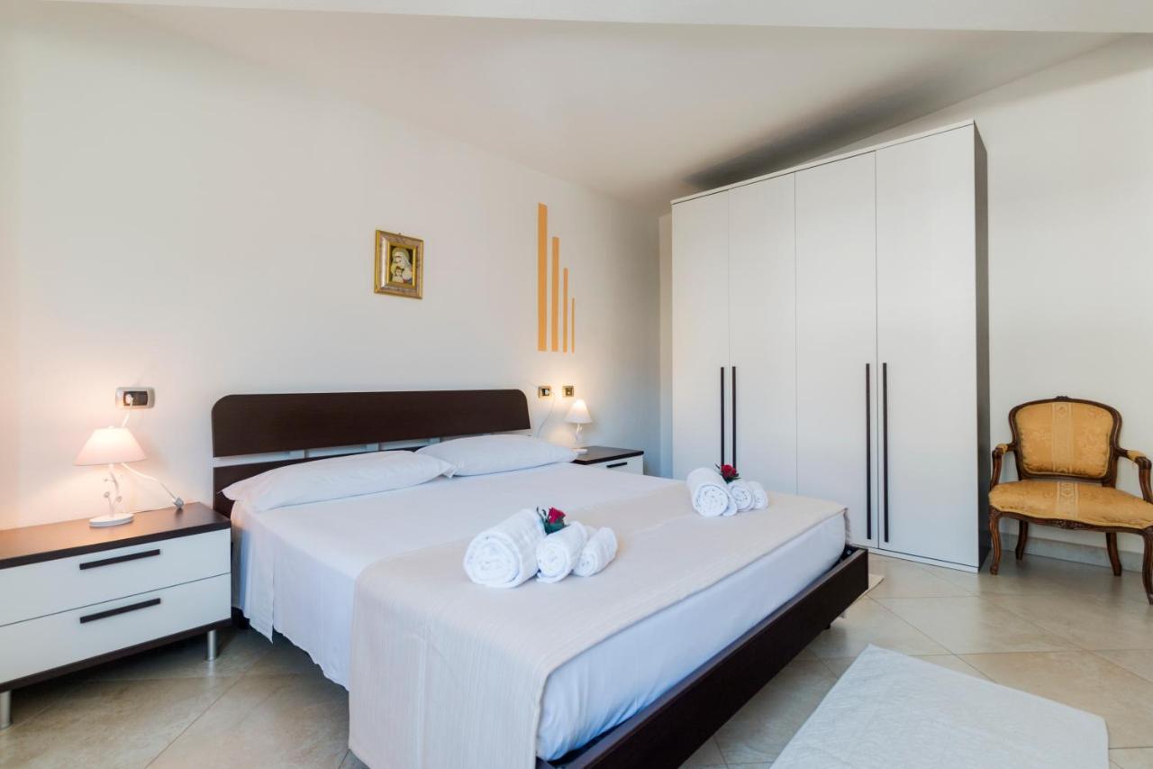 Royal Suite Apartment Кала Гононе Екстериор снимка